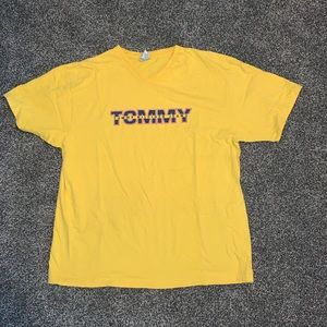 tommy hilfiger t-shirt